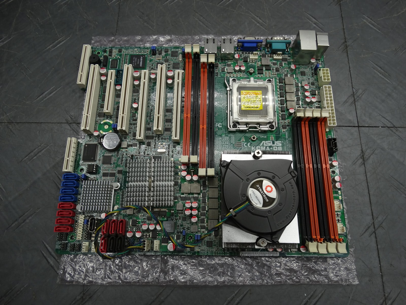 Asus KCMA-D8 Dual AMD Socket Motherboard + CPU