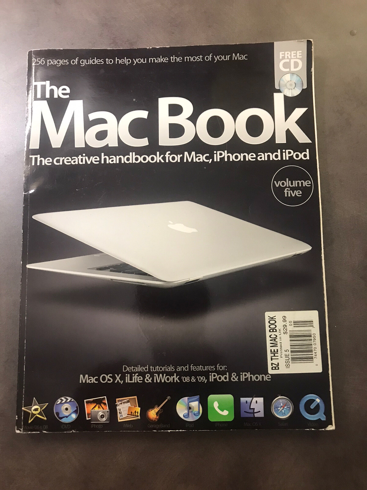 Mac Book Handbook for Mac iPhone iPod The Creative Handbook with CD Volume 5