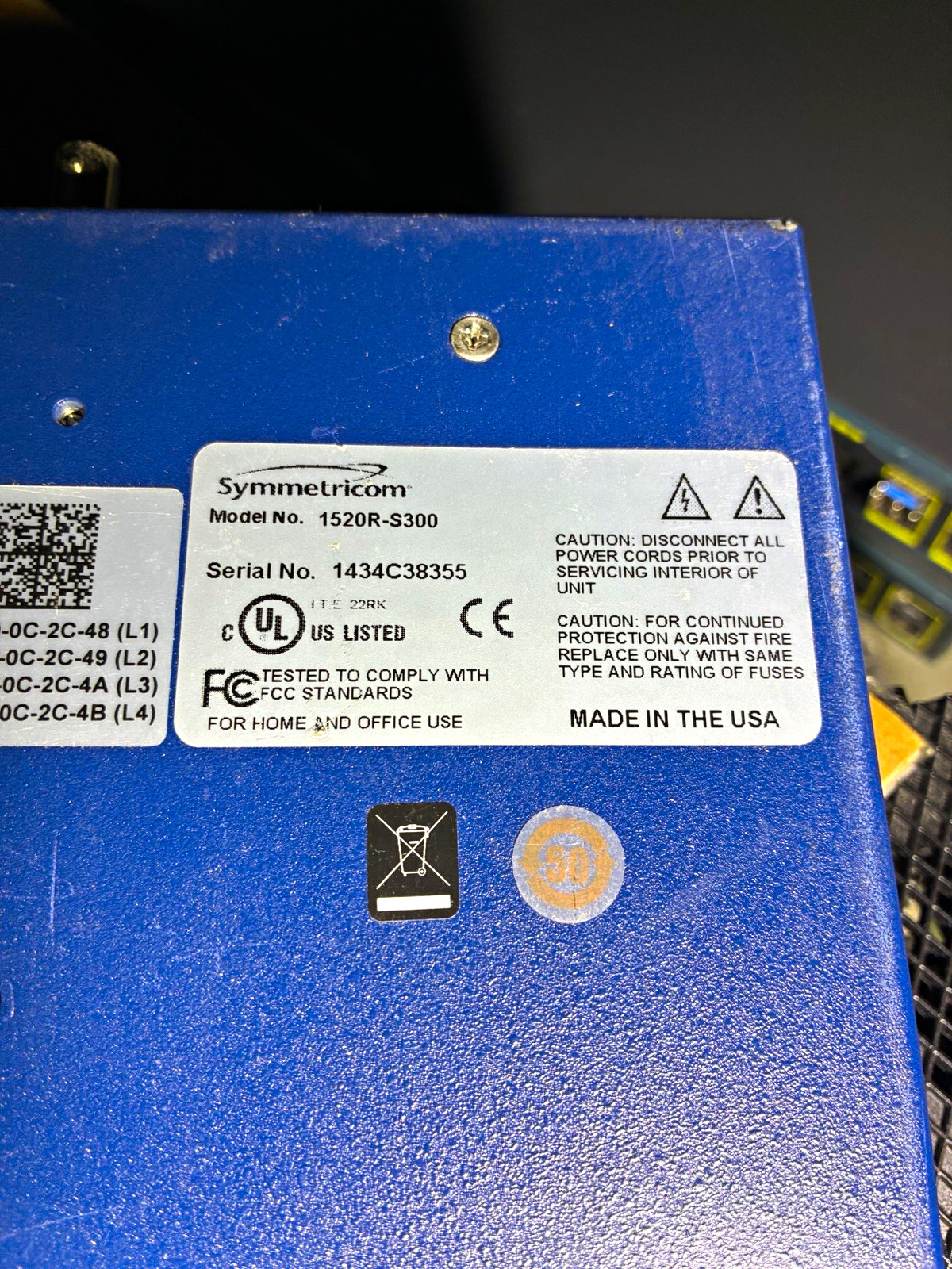 Symmetricom SyncServer S300 Network Synchronization Server 1520R-S300