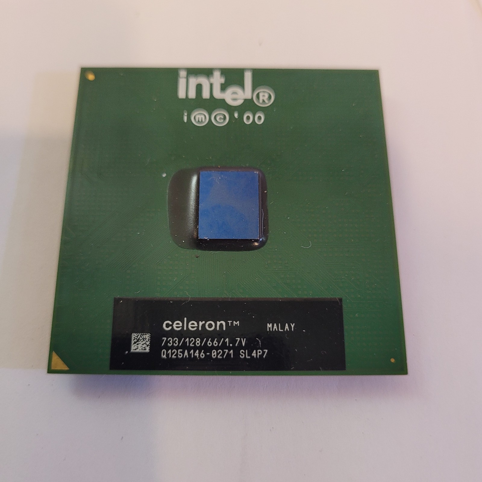 Intel Celeron 733MHz SL4P7 Socket 370 PPGA CPU Processor Vintage 733/128/66/1.7V