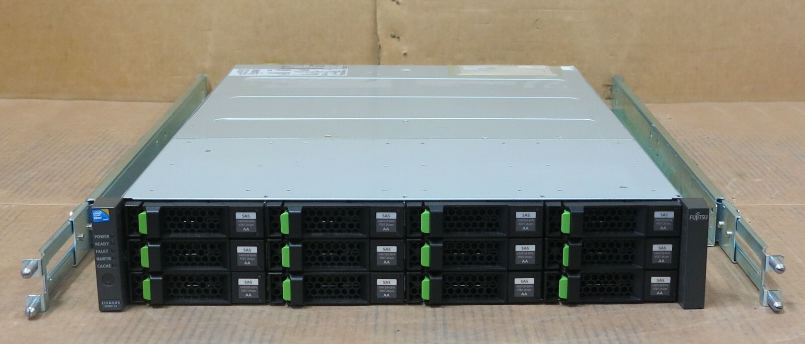 Fujitsu ETERNUS CS800 S5 Base Shelf 2x Controller 48TB HDD CA07339-E064 2x PSU