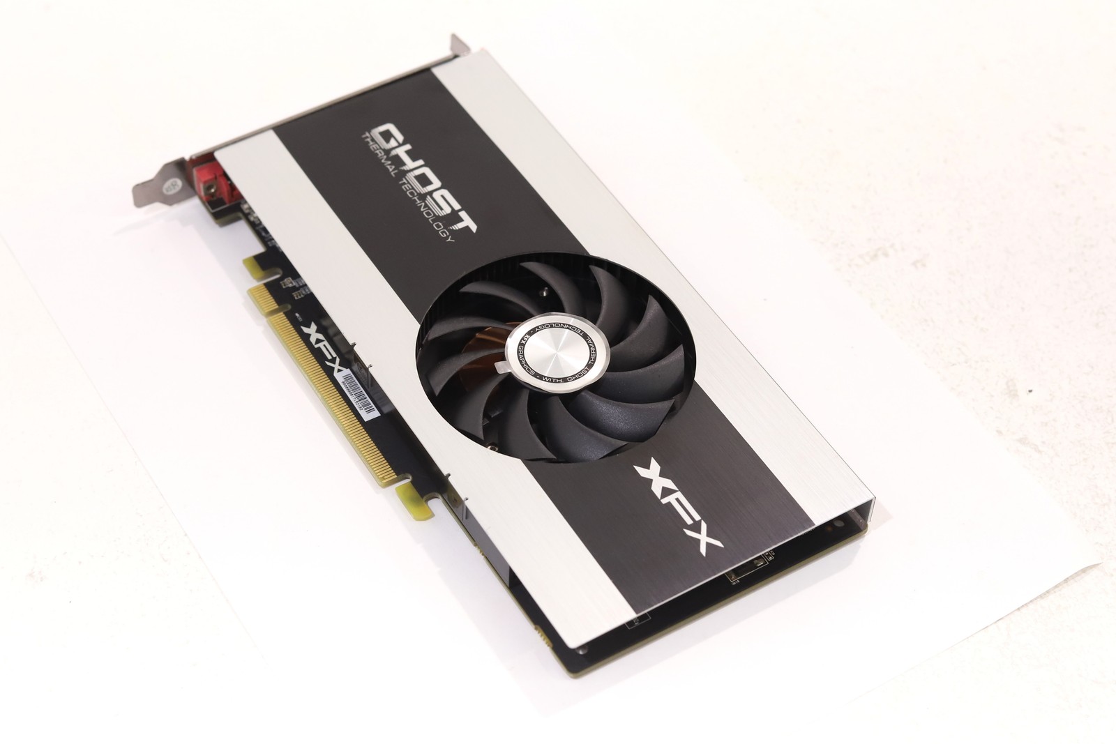 XFX AMD Radeon R7 250 1GB GDDR5 PCIe x16 Graphics Card P/N: R7-250E-ZNP Tested