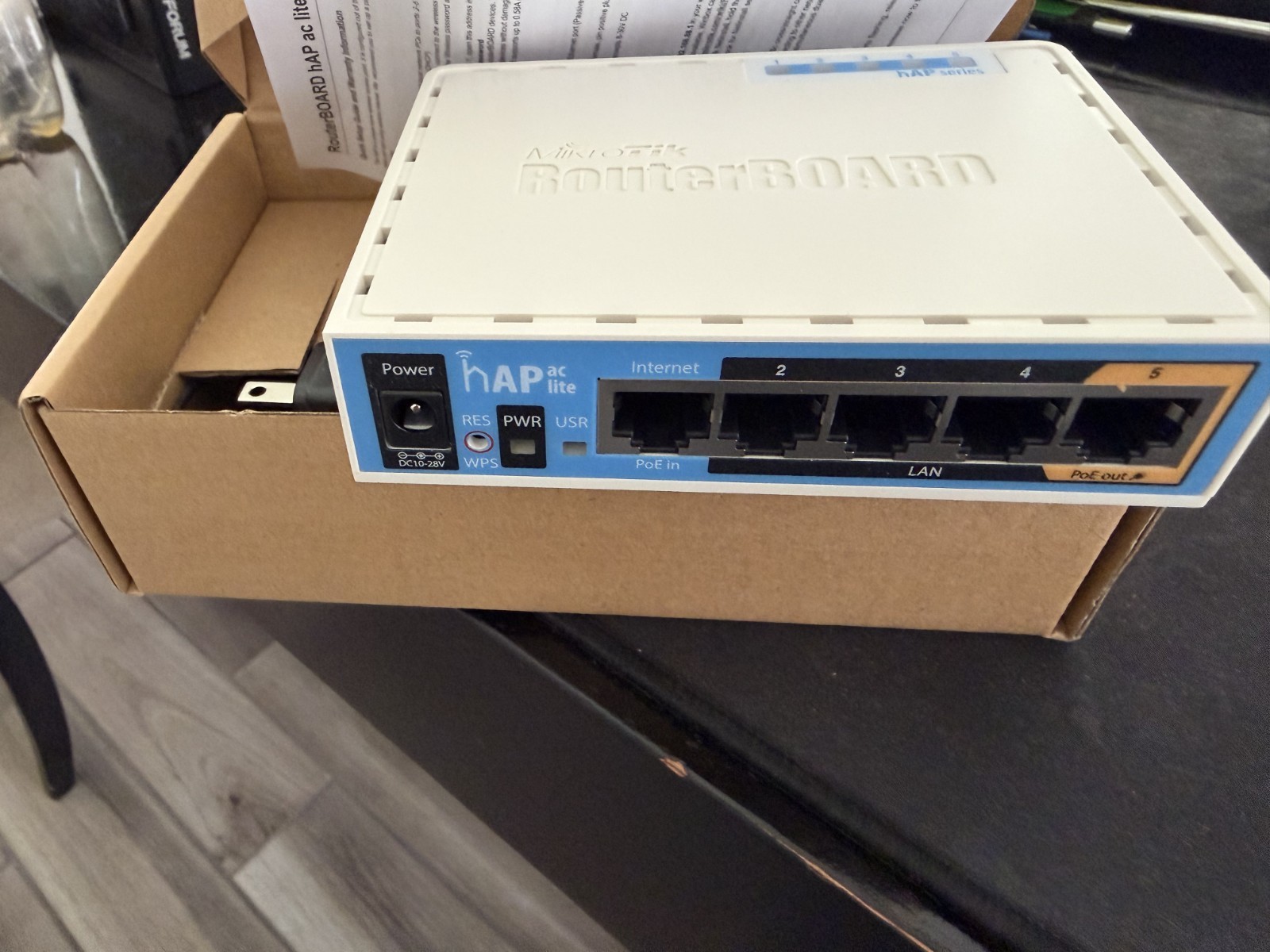 MikroTik Hap AC Lite RB952UI-5AC2ND-US New In Box