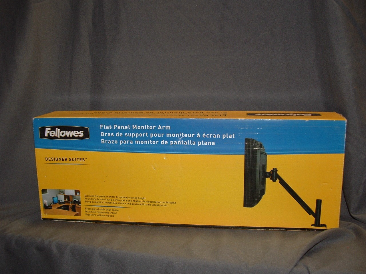 New in box Fellowes Flat Panel Monitor Arm Desk Clamp Mount CRC80382