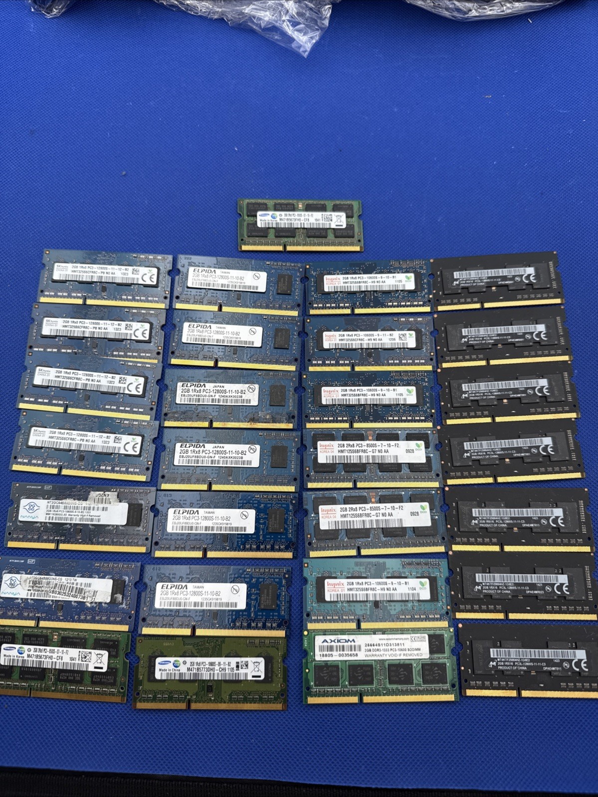 Lot Of 29 2GB Pc3 Memory Card Different Models(Hynix,Samsung,SK Hynix,Elpida)