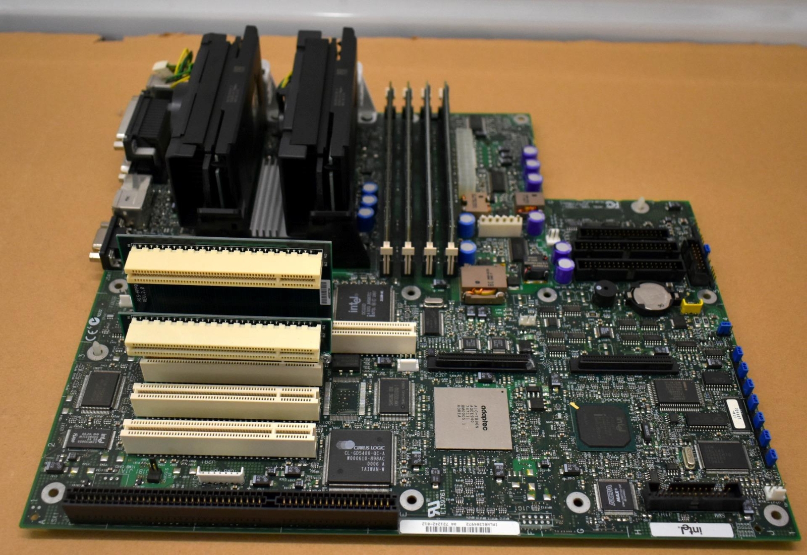 Intel L440GX Server Motherboard With Dual Pentium III 500MHz , 1GB RAM