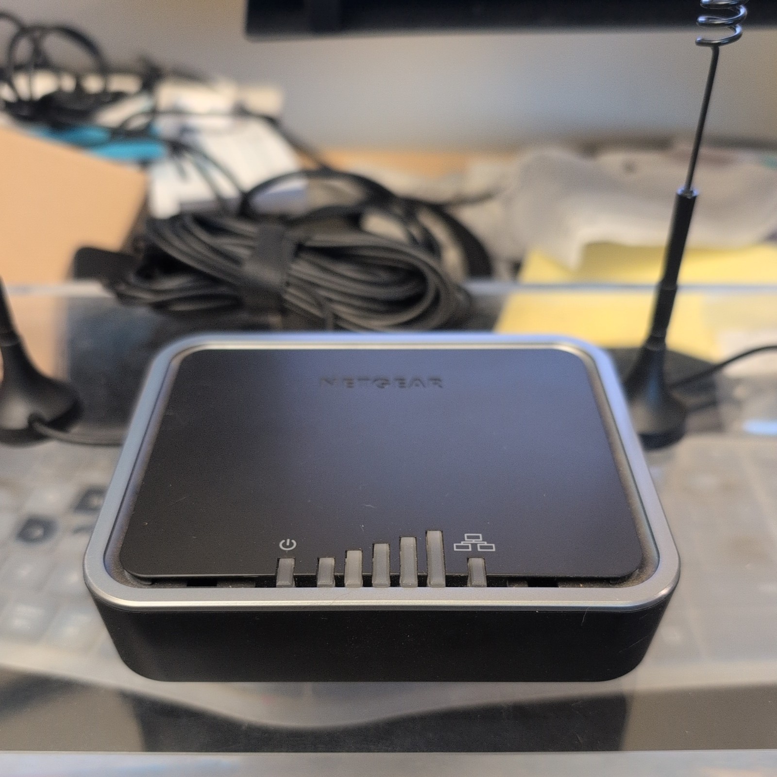 Netgear LB1120 4G LTE Broadband Modem 150Mbps Ethernet Network Device
