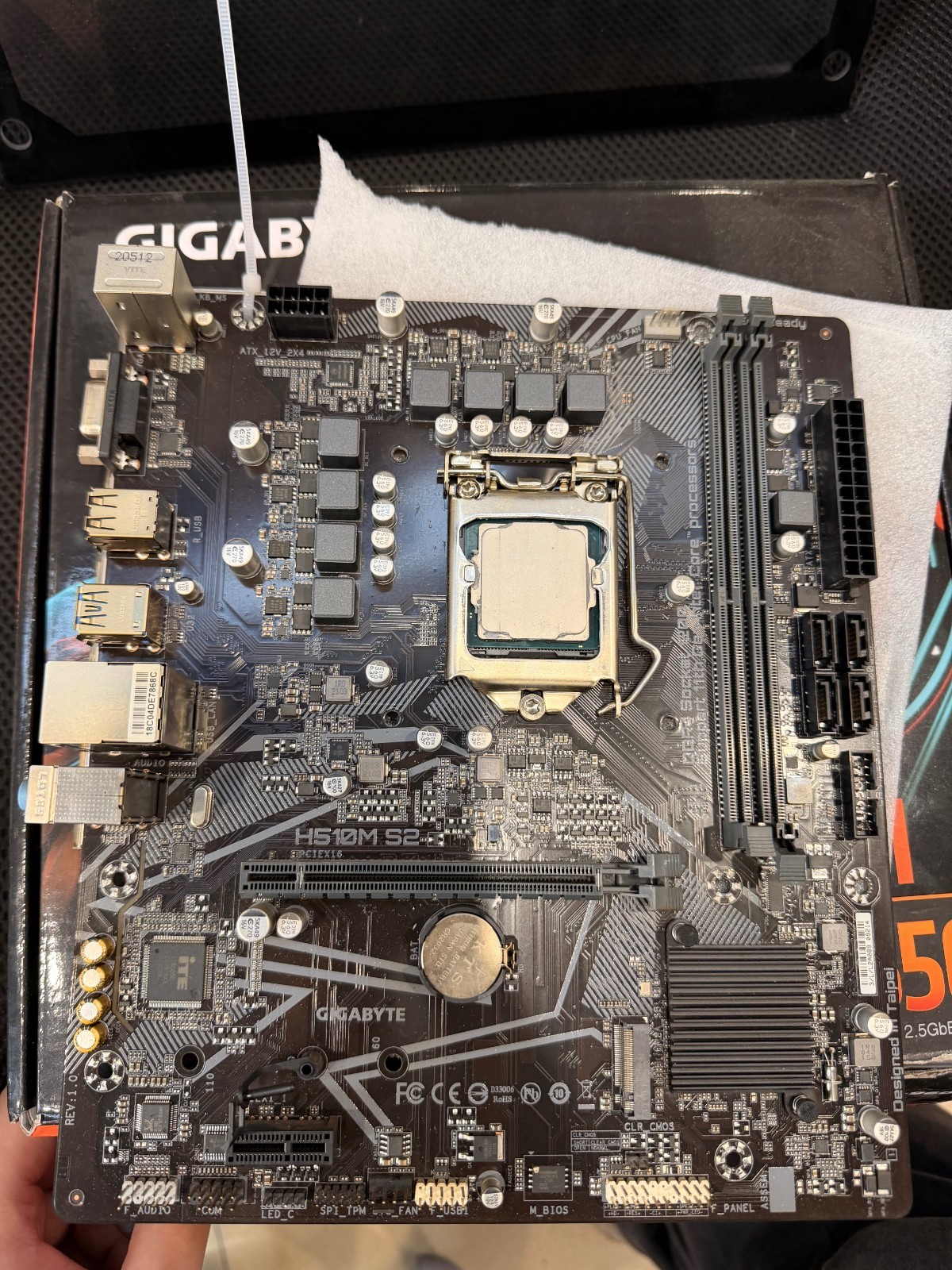 Gigabyte H510M-S2 Motherboard + Intel Core i5-10400F CPU Bundle LGA1200