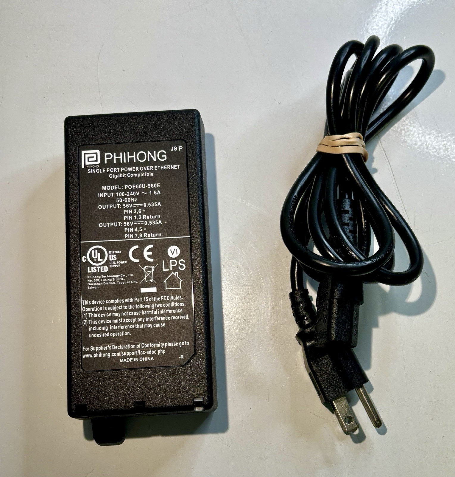 Phihong 60W Single Port Multi-Gig Power-Over-Ethernet Power Injector