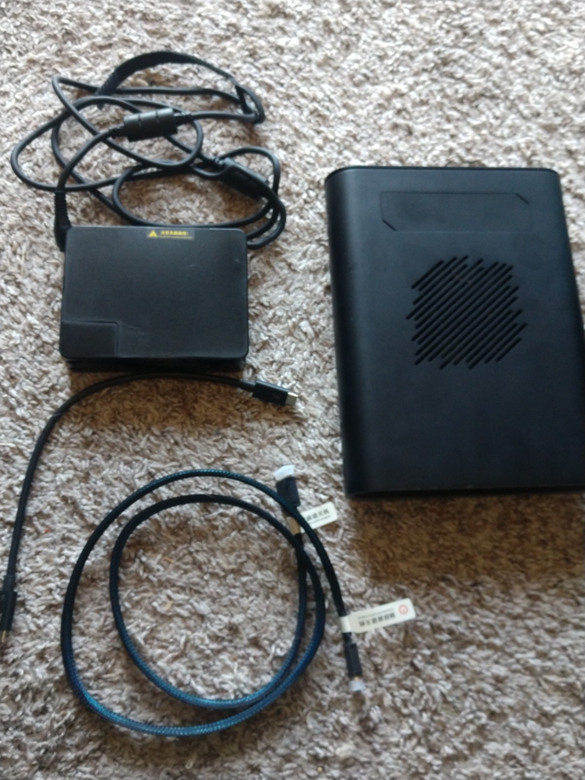 OneXGPU 2 AMD Radeon RX 7800M 12GB VRAM eGPU USB4 Oculink External GPU Case Kit