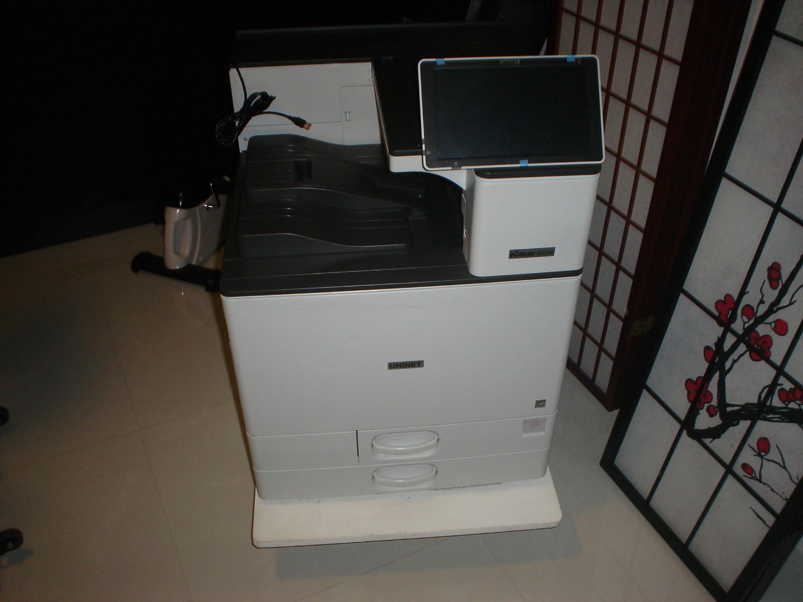 UNINET iColor 800W Pro White Toner Printer + Pro Rip + Smart Cut