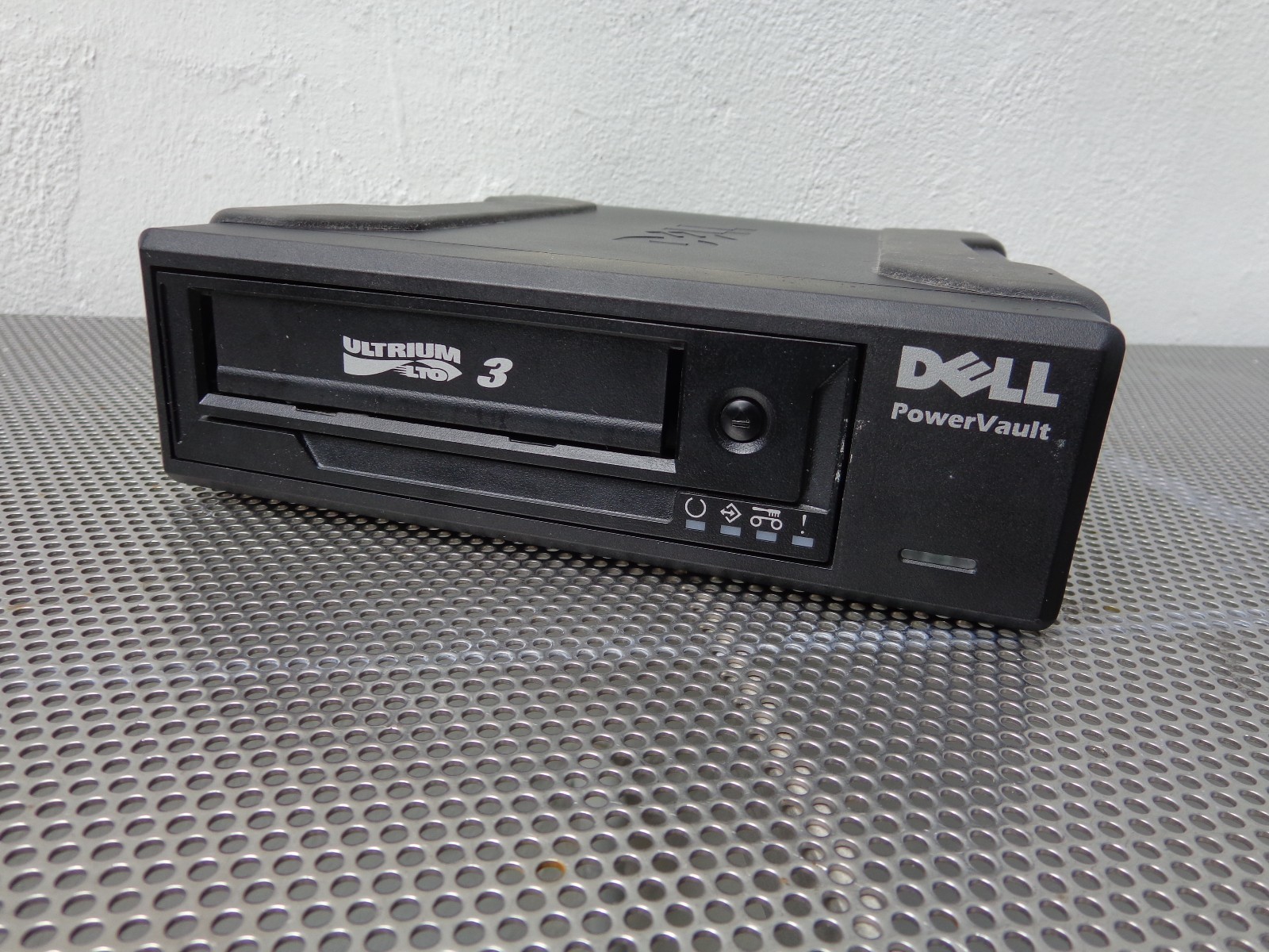 DELL LTO-3-060 Ext. 800Gb Tape drive EXTERNAL 0WN386 TANDBERG DATA LVD HH LTO3