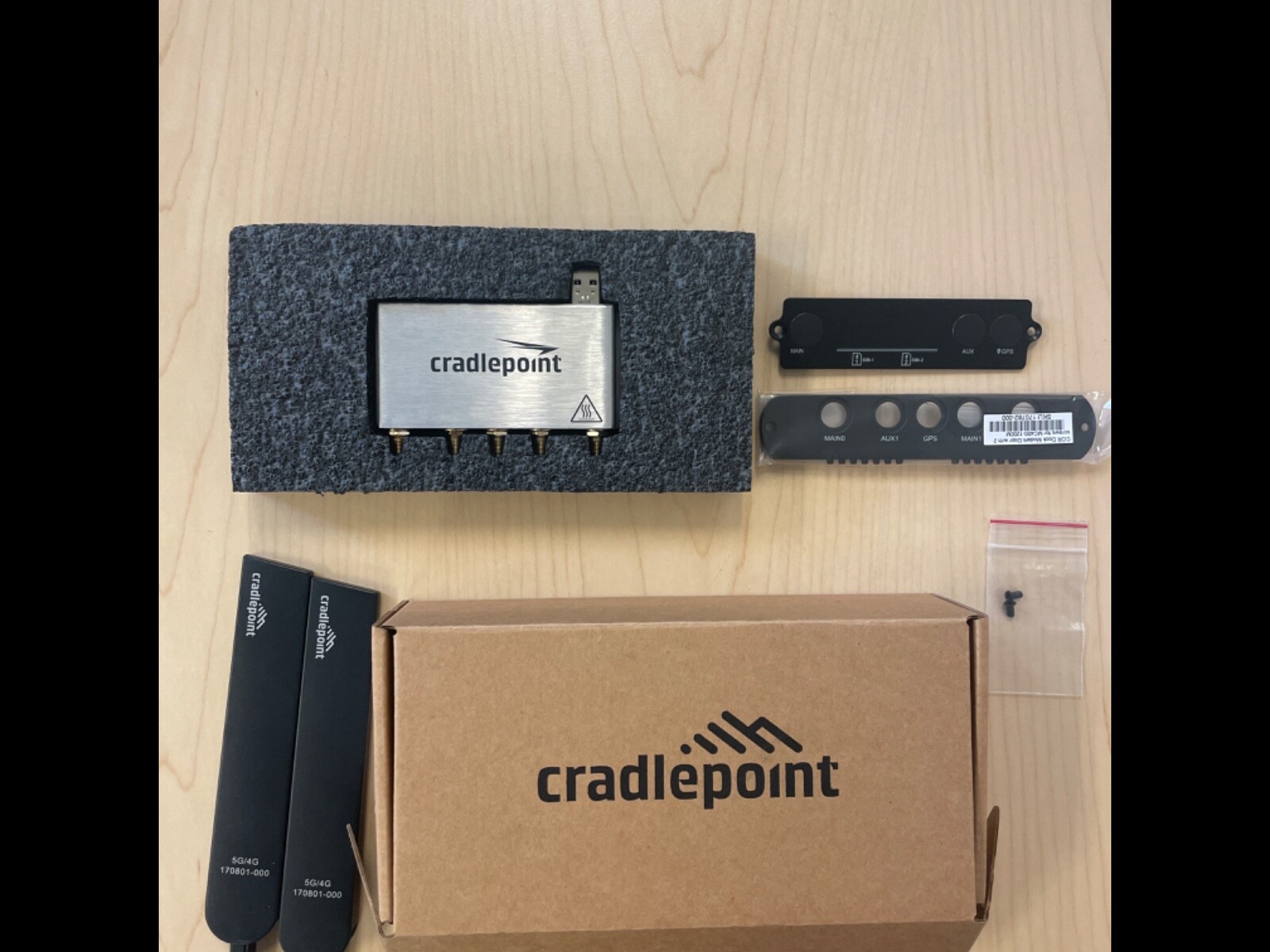 cradlepoint MC400-1200M-B