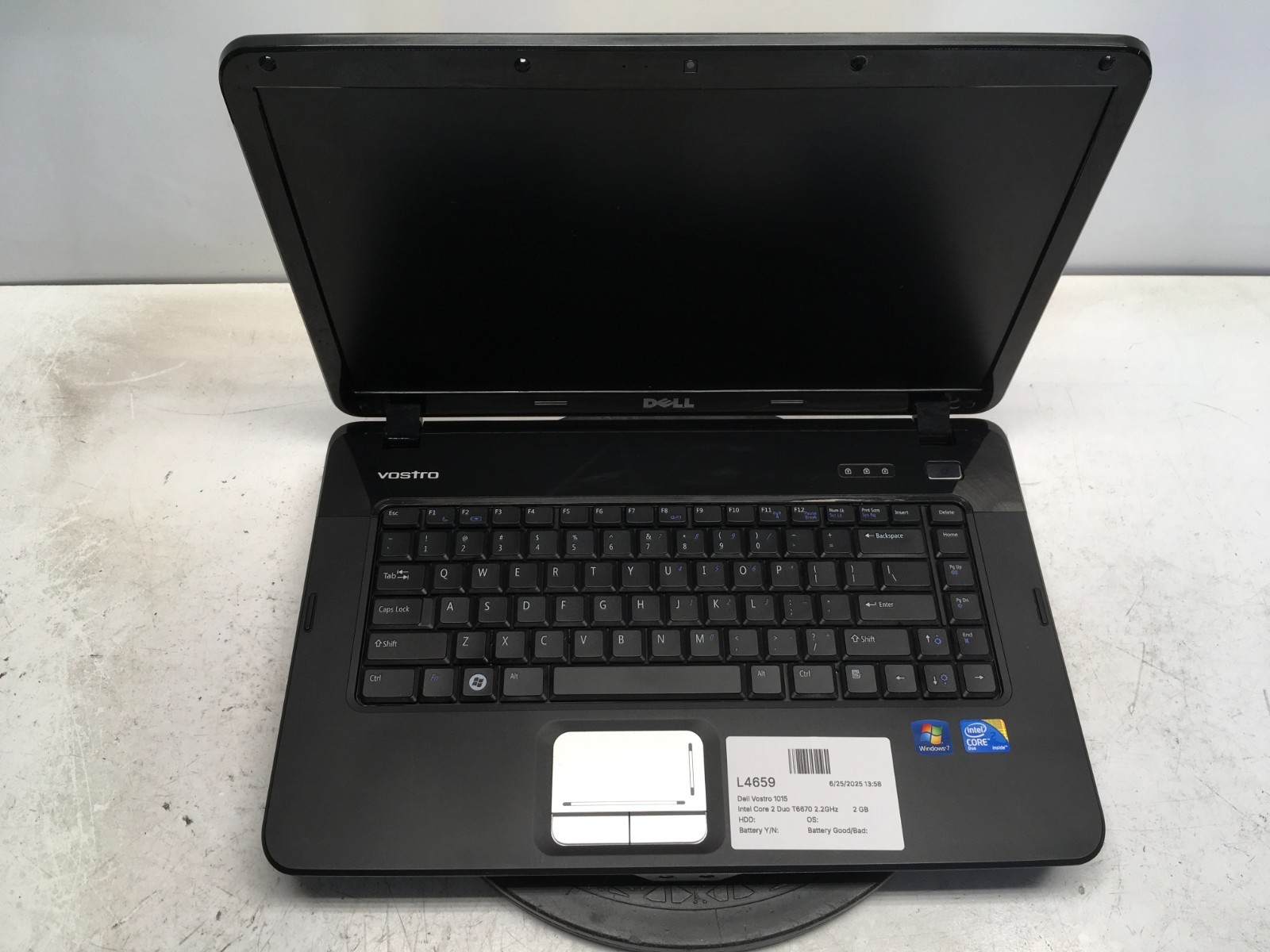Dell Vostro 1015 Intel Core 2 Duo T6670 2.2GHz 2 GB NO HDD/Battery