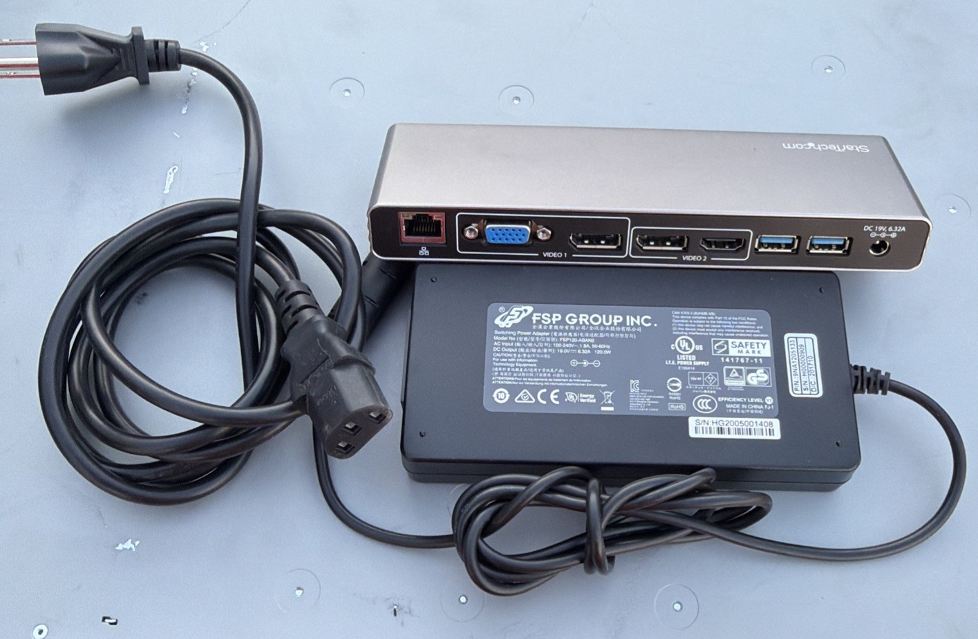 StarTech TB3DK2DHV Thunderbolt 3 Dual 4K Docking Station w/ Power Supply