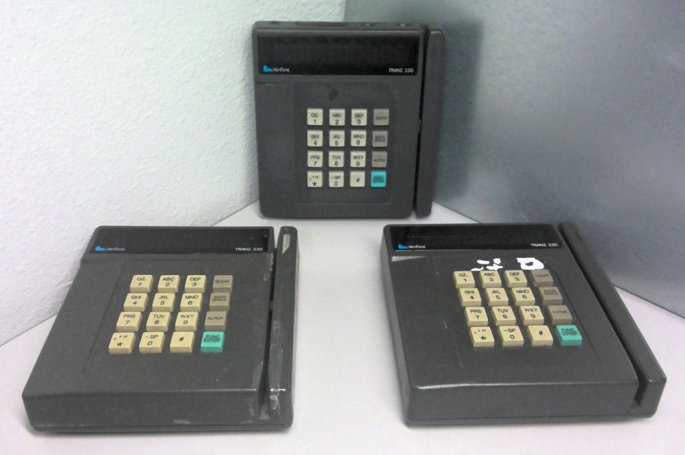 VeriFone TRANZ 330 Credit Card Terminal – Vintage POS Reader – For Parts or Repa