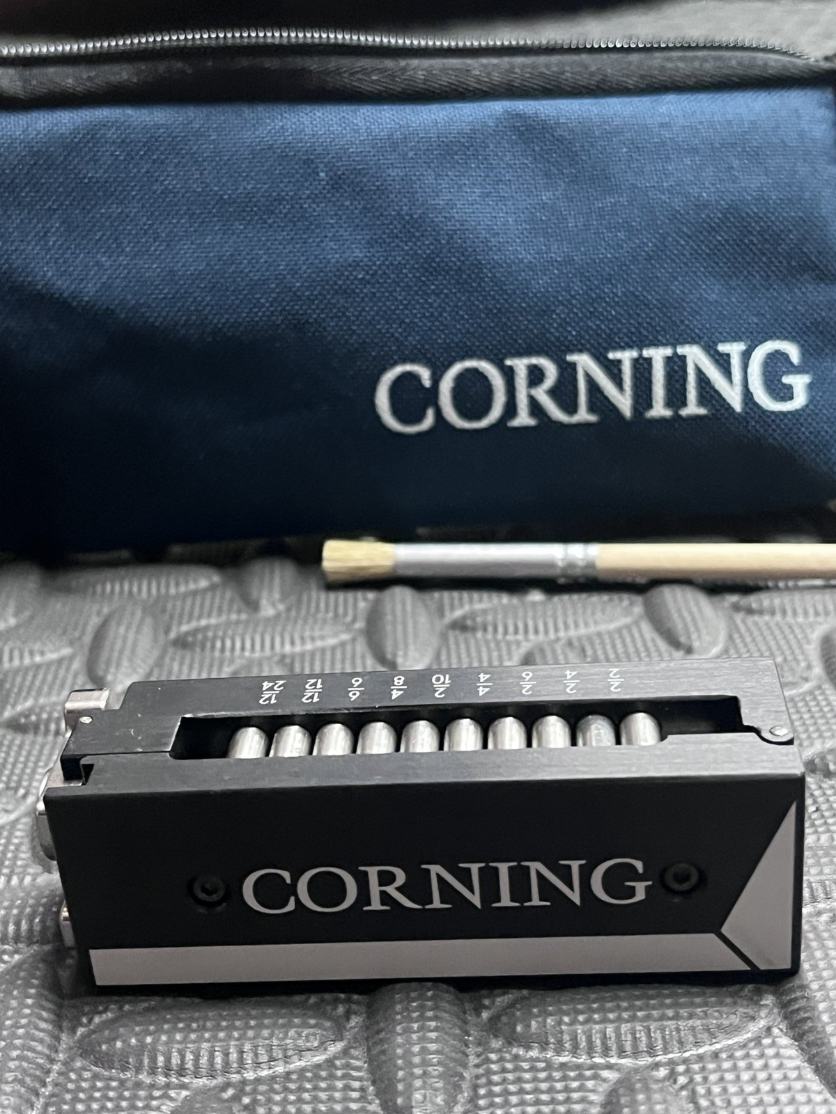Corning RST-000 Ribbon Splitting Tool with Brush and Case