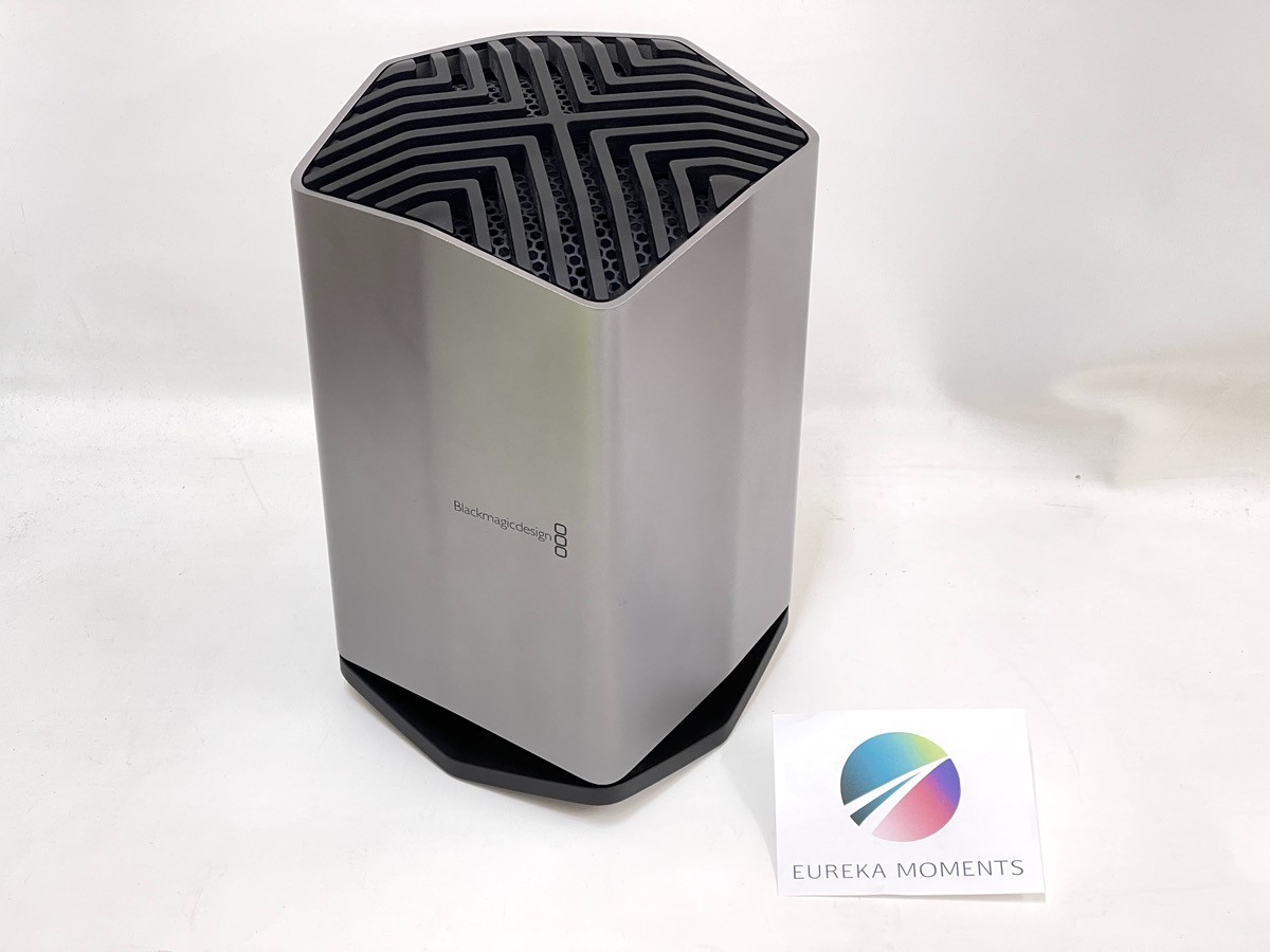 Blackmagic Design eGPU Pro Vega 56 8GB Graphics Processor External GPU Used