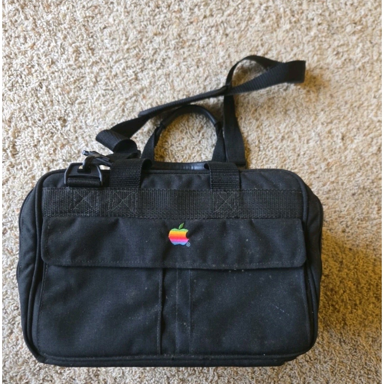Macintosh 1980's Vintage Rainbow Apple Computer (Black) Carry Bag Case Tote Mac