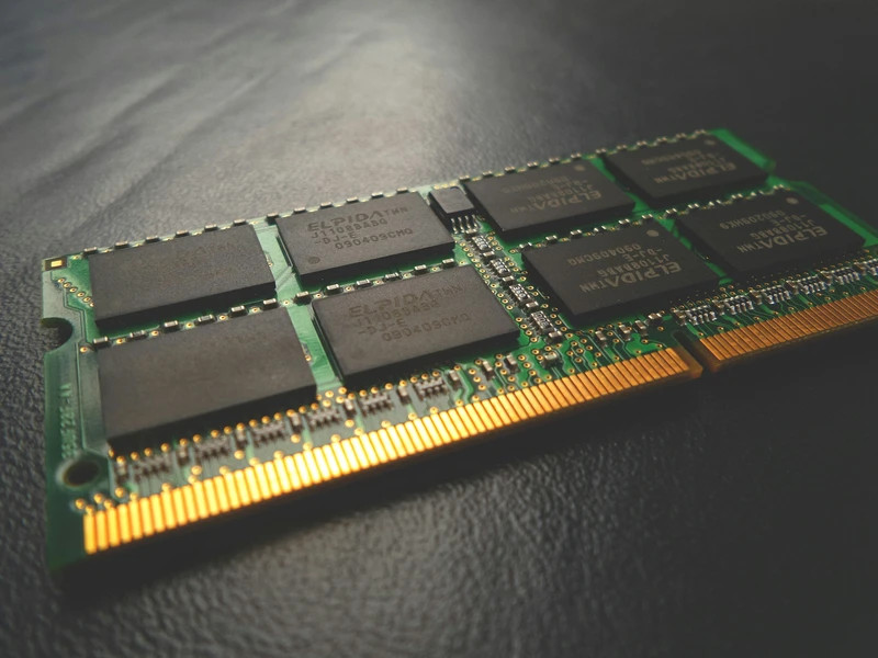 Memory, hys72d64000gr-7-b 64mx72 sdram pc2100r-20330-b1 512mb, ddr, 133mhz, cl2