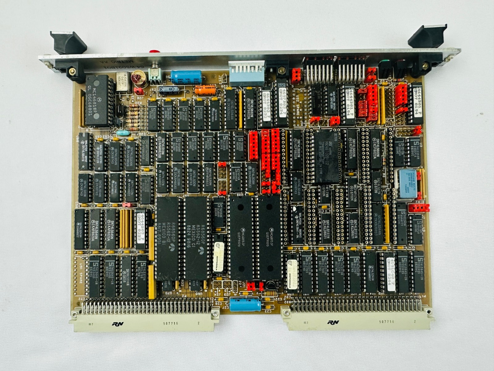 Motorola MVME050 VMEbus System Controller Module 