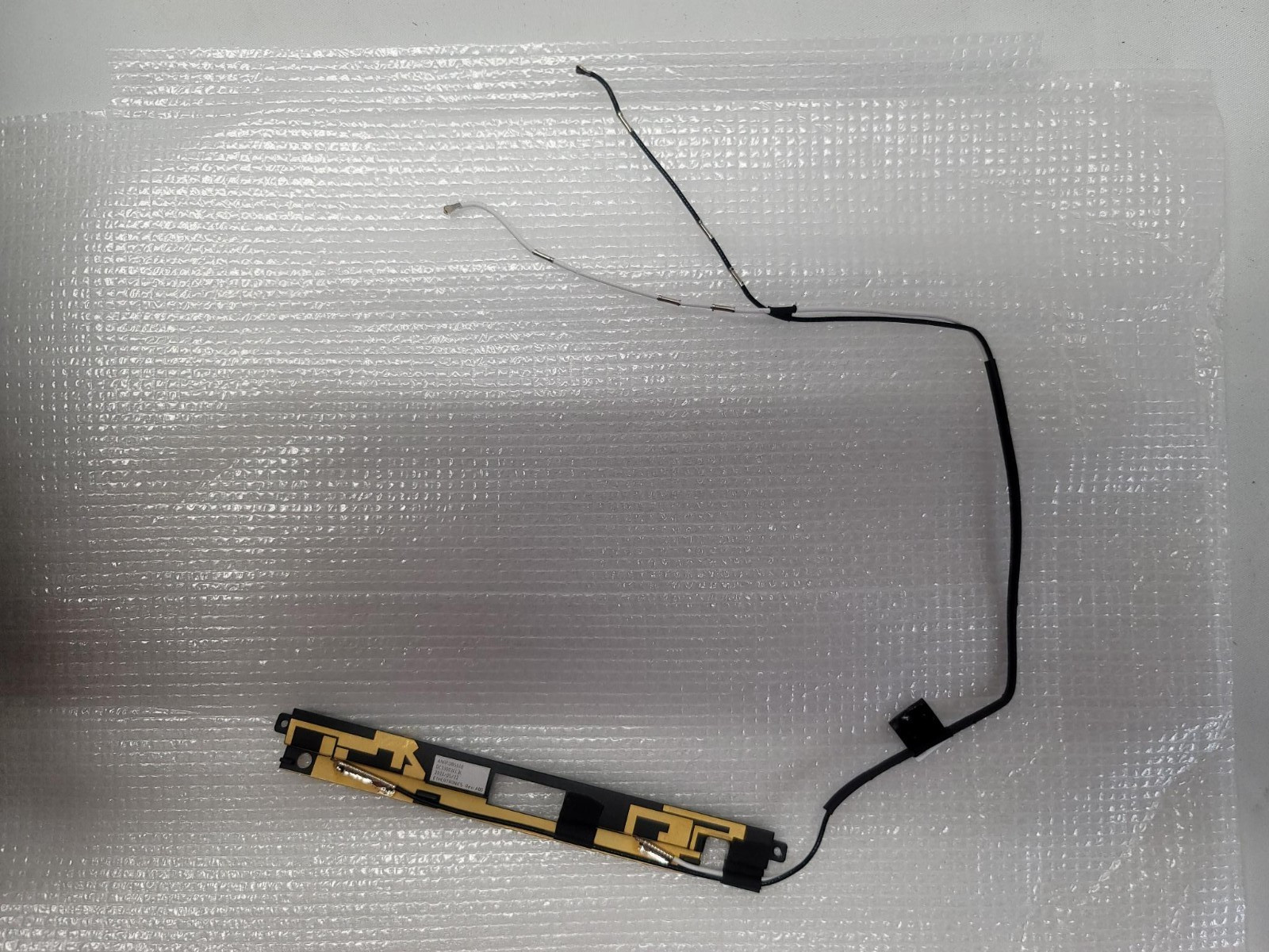 DC33002CL3L OEM DELL WIFI WIRELESS LOWER ANTENA W/CABLE LATITUDE 9510 P94F CB78