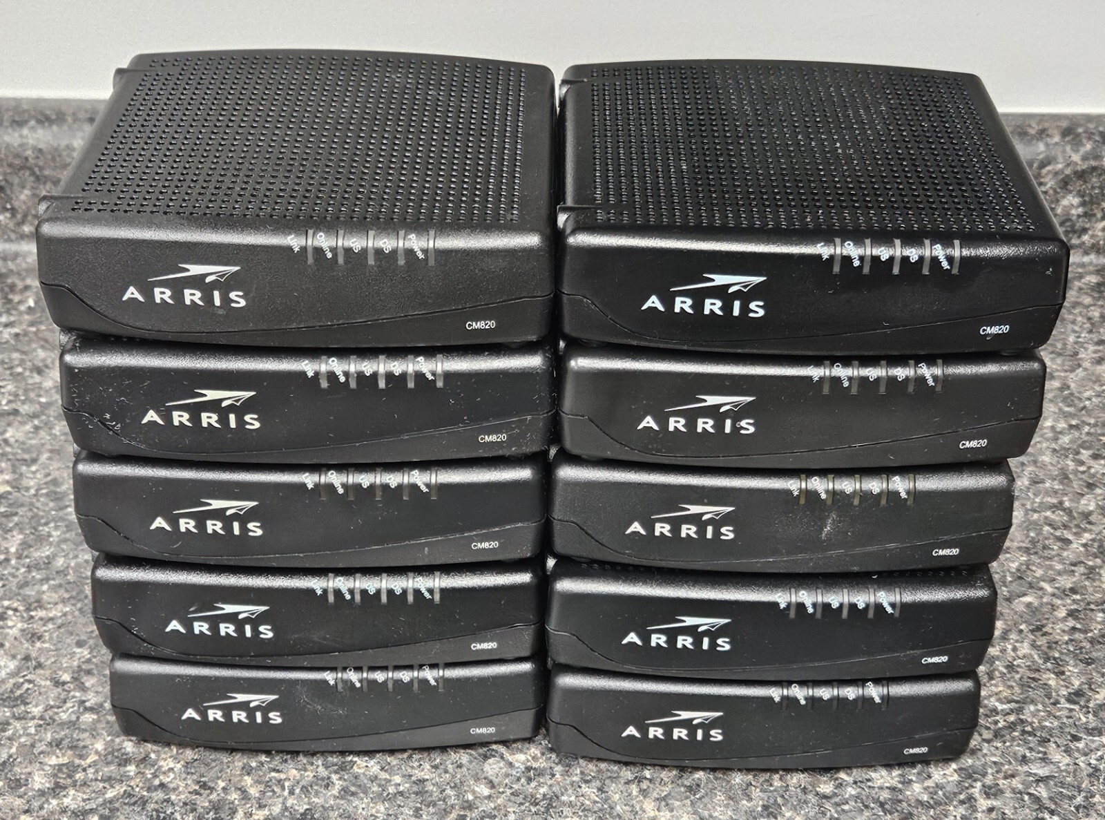 LOT OF 10 ARRIS CM820A Cable Modem 8x4 Chs - Black w/ Power & Ethernet Cords