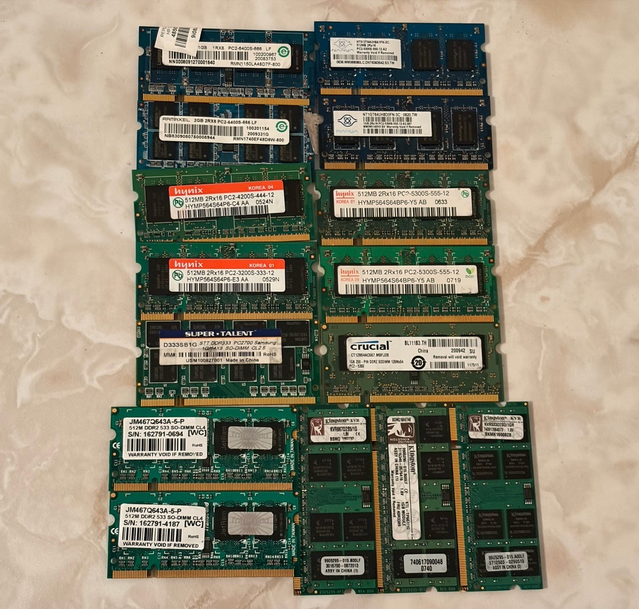 Lot of 15 Mixed Laptop RAM SO-DIMM Memory DDR/DDR2 512MB 1GB 2GB Hynix Kingston