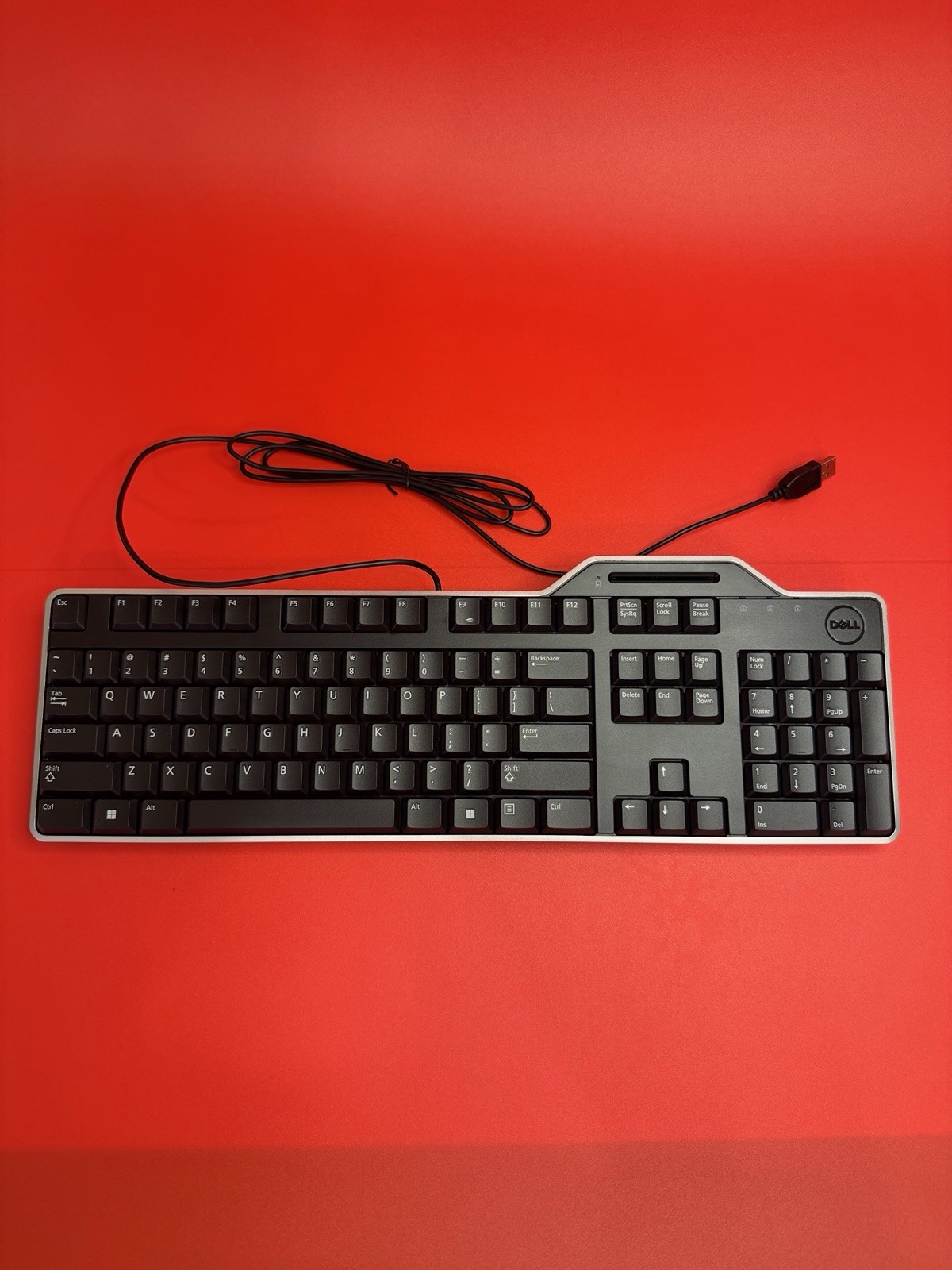Dell KB813t Black USB English Keyboard with Smart Card Reader