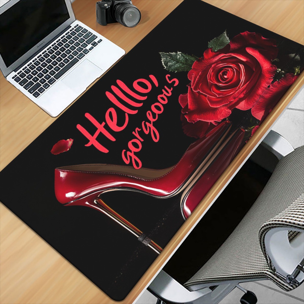 1pc "Hello Gorgeous" Rose-Themed XXL Mouse Pad - Non-Slip Rubber Base, Large D