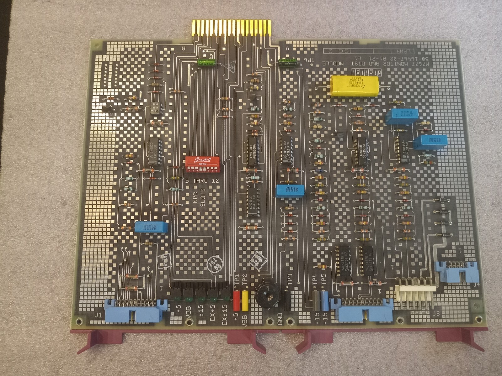 DEC Digital M7677-YA 11/84 MONITOR AND DIST MODULE  50-16467-02 (B2)