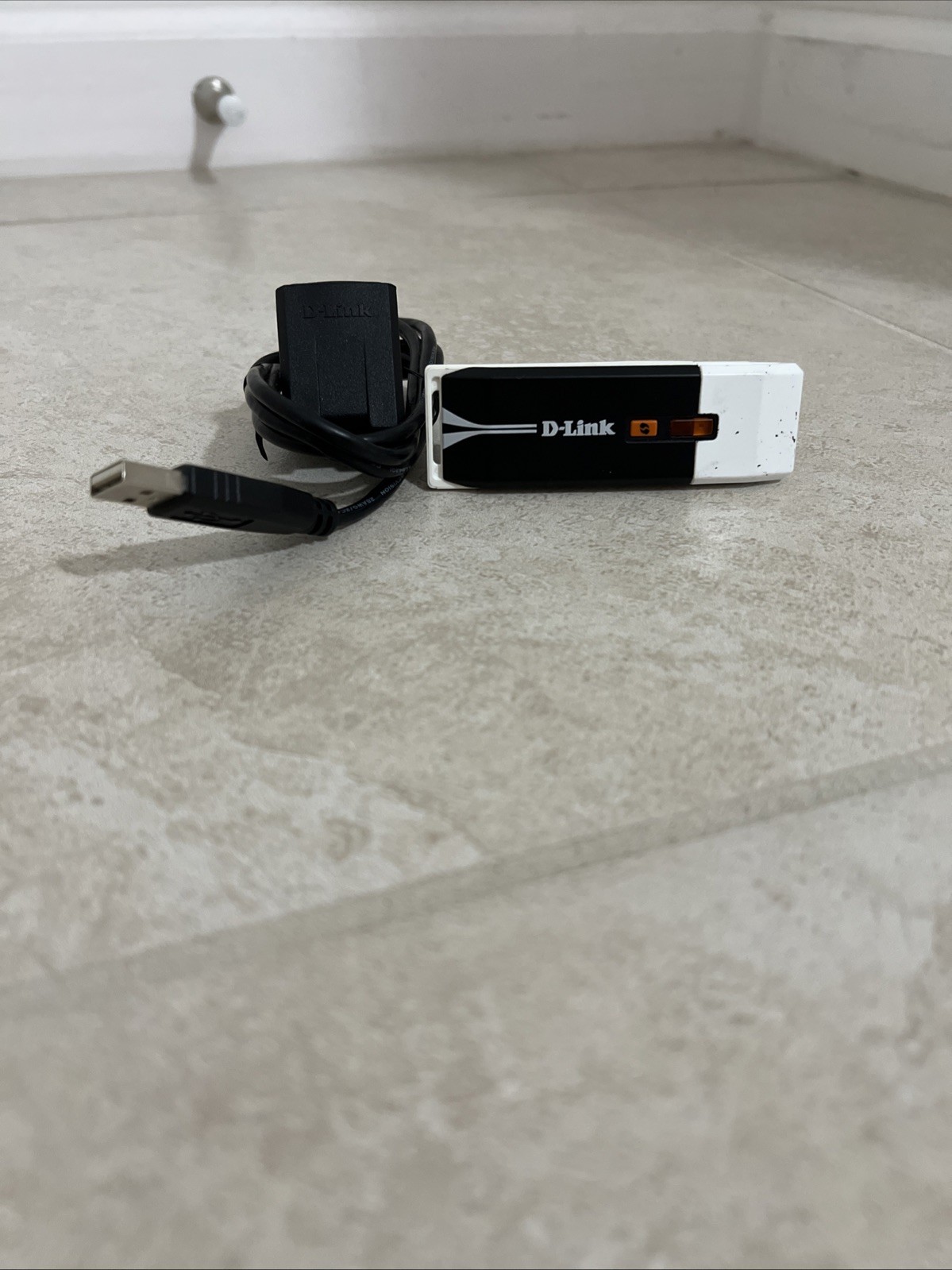 D-LINK N300 SUPERIOR WI-FI FOR LARGE HOMES RANGE BOOSTER