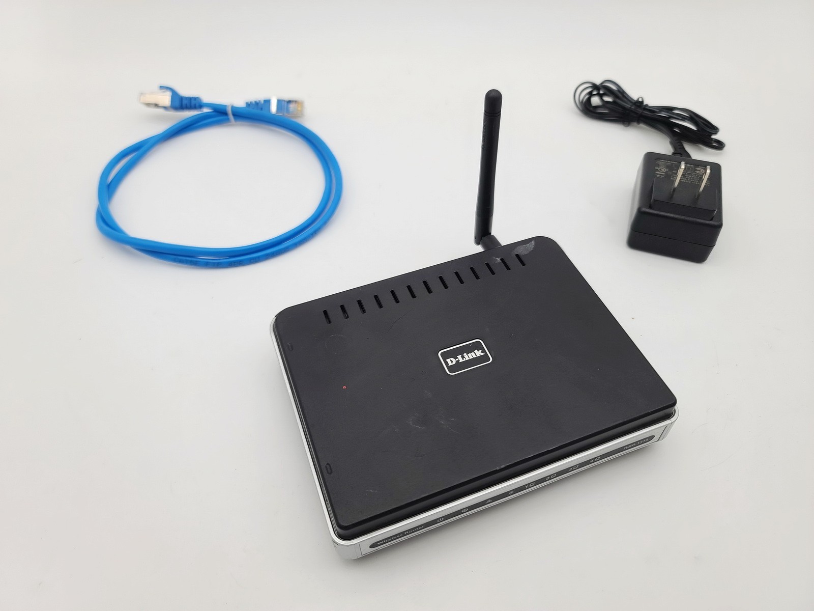 D-LINK WBR-1310 54 MBPS 4-PORT 10/100 WIRELESS WIFI NETWORK G ROUTER W ADAPTER