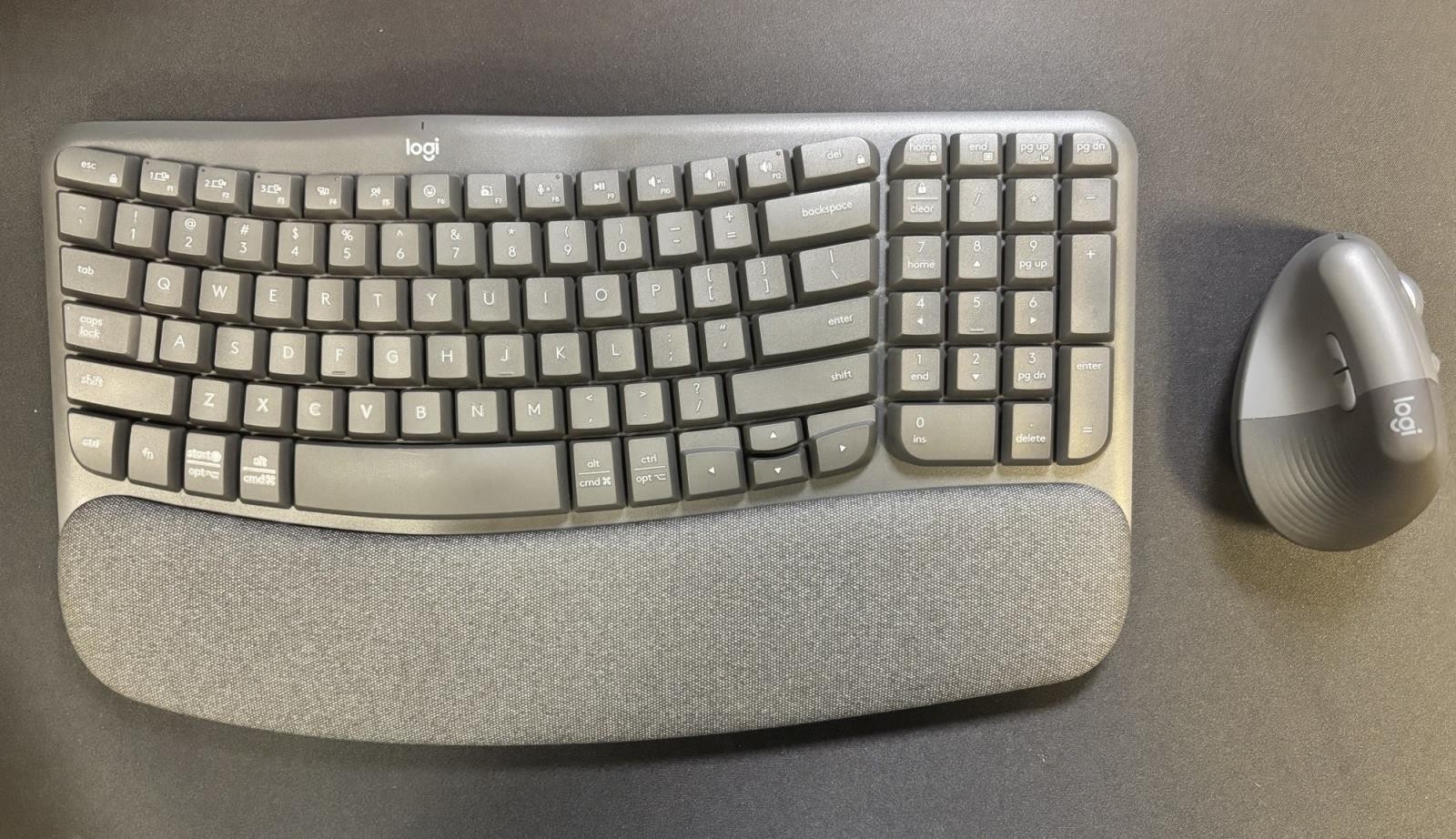 LogitLogitech Wave Keys & Lift Vertical Mouse Combo GRAPHITE 920-013610