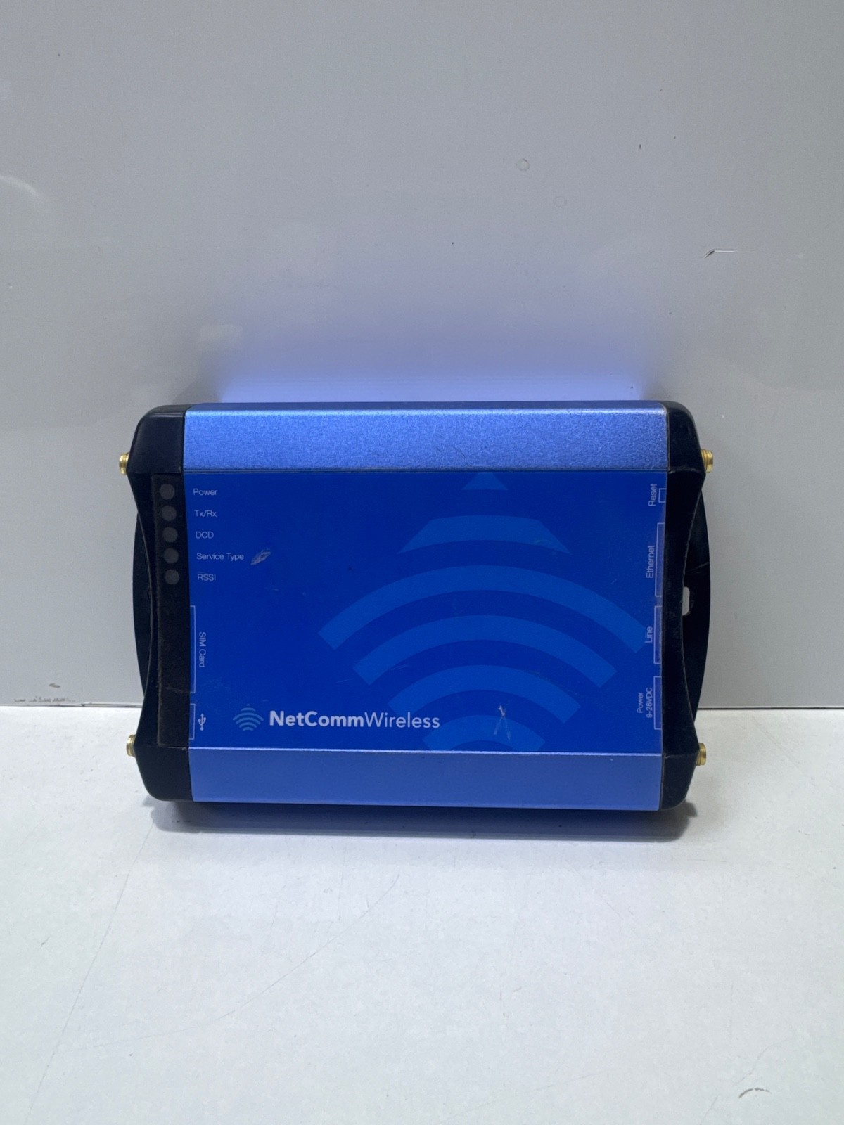 NetCommWireless NTC-40WV HSPA+ M2M WiFi Router with Voice