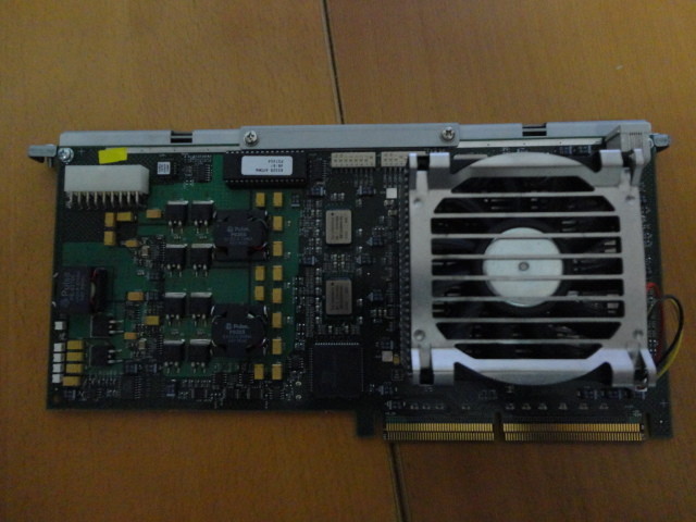 HP Compaq DEC AlphaServer DS20e CPU 833Mhz with board 54-30482-02 KN312-BD