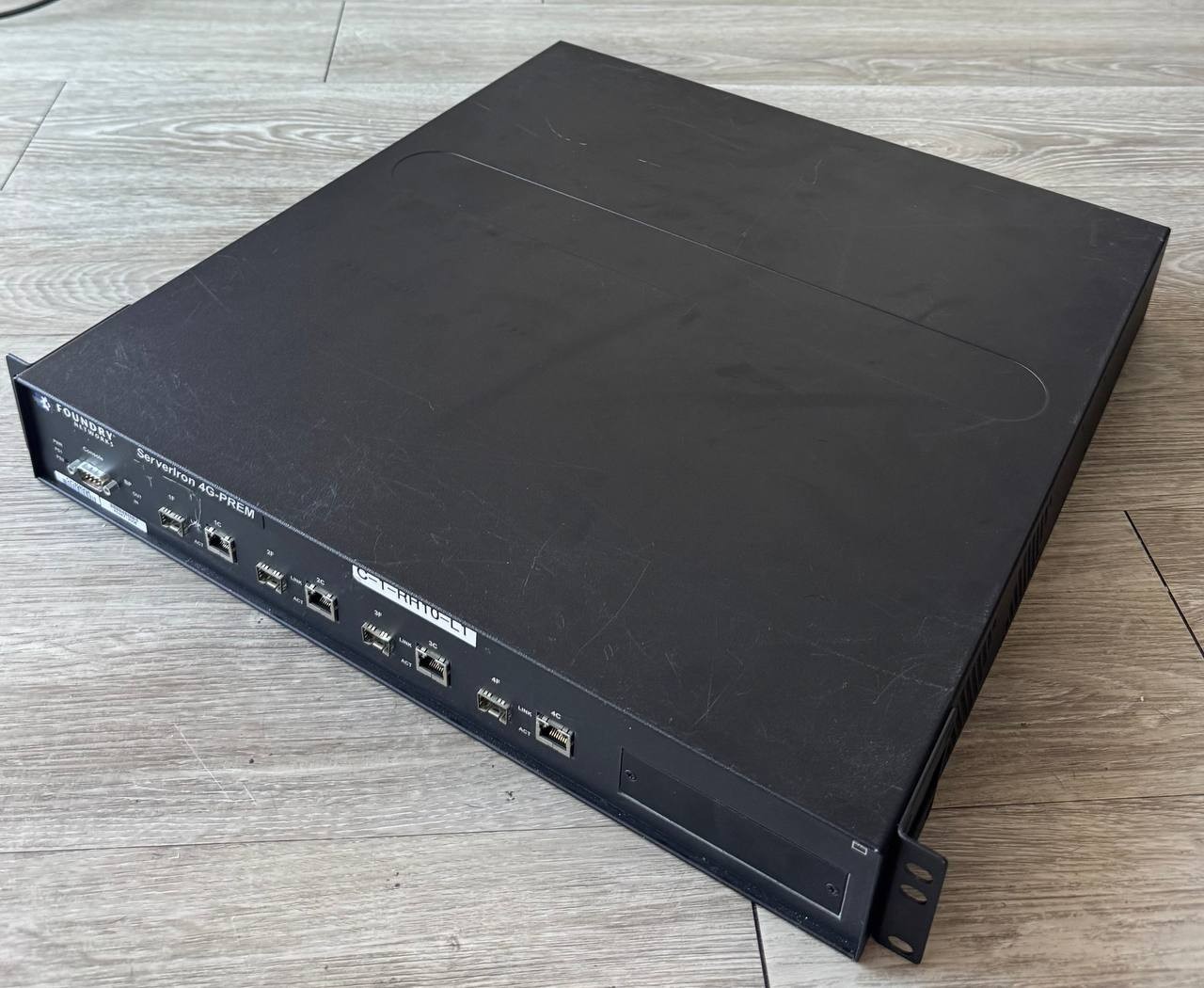 Foundry ServerIron SI-4G-PREM Network Router Switch Tested w/ Power Cord