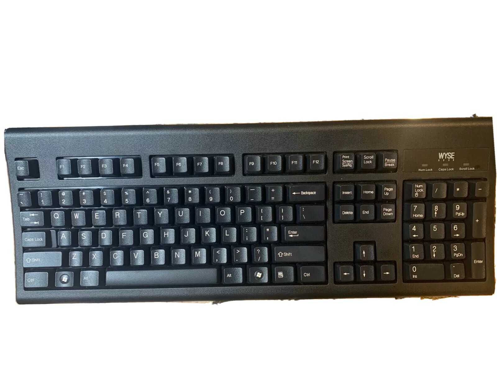 WYSE KB-3923 770413-01L PS/2 Keyboard 