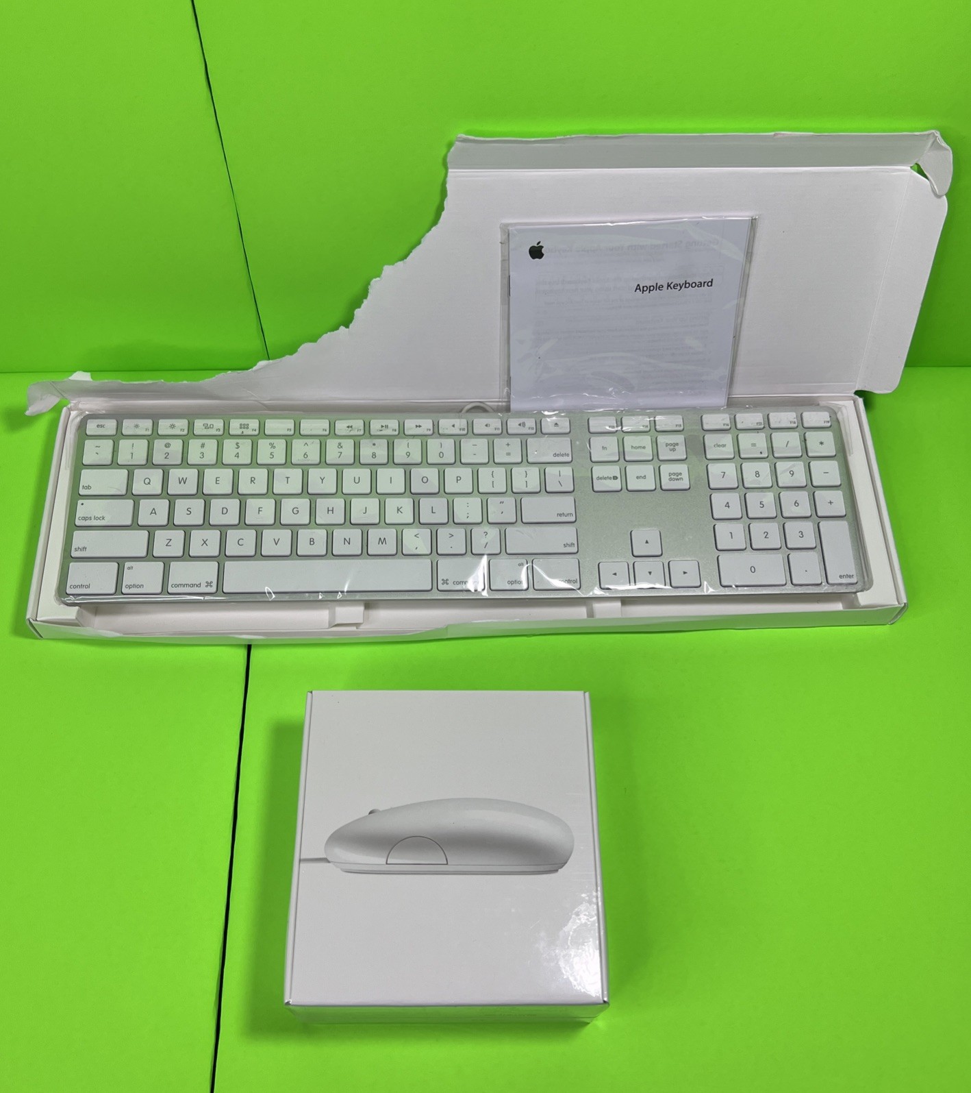Apple A1243 Wired Aluminum USB Keyboard & Apple A1152 Mouse - NEW -SAME DAY SHIP