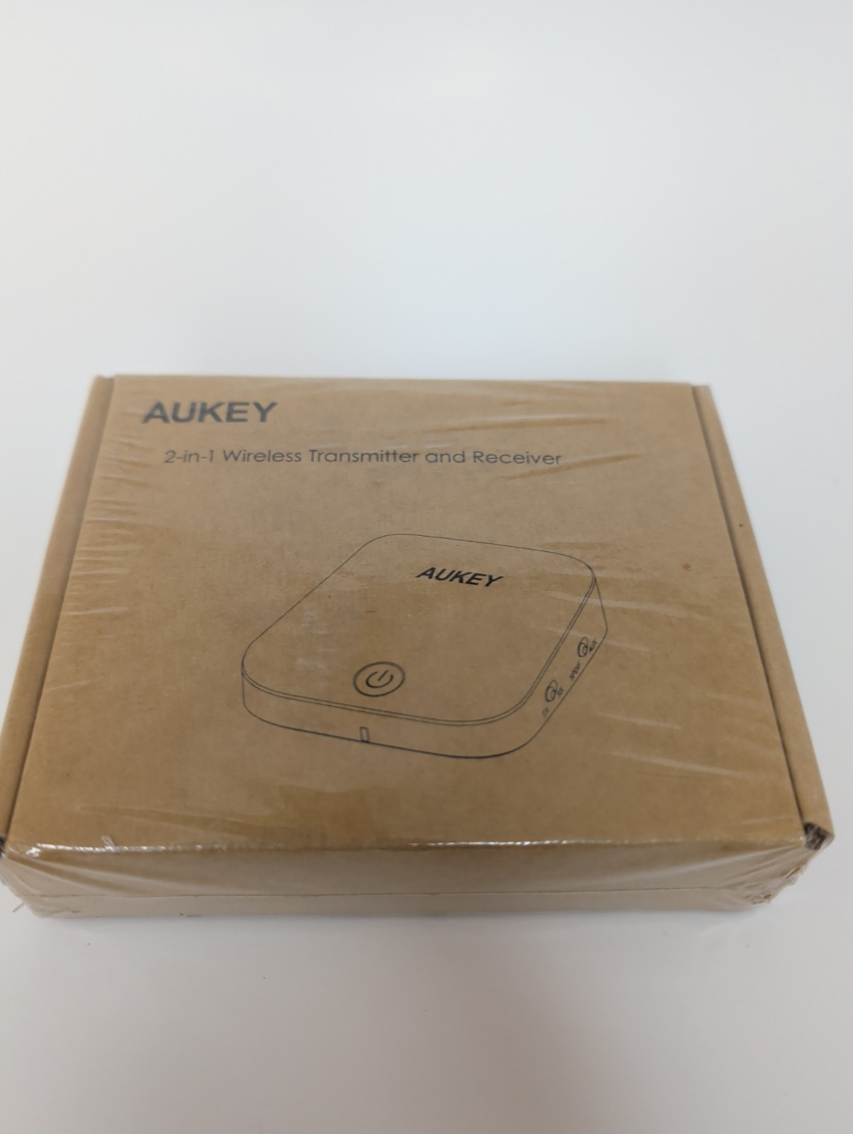 AUKEY Wireless Bluetooth Audio Transmitter Receiver 2-in-1 Home Stereo Adapter