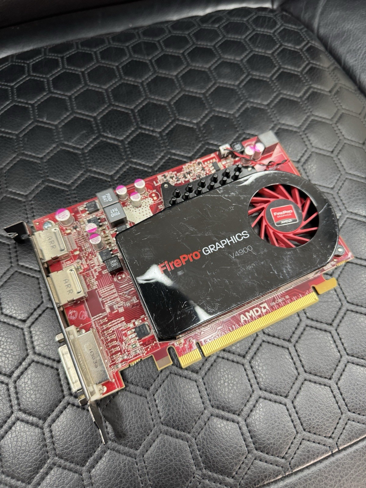 AMD FirePro V4900 1GB GDDR5 Dual DisplayPort DP-DVI PCI-Ex16 Video Graphics Card