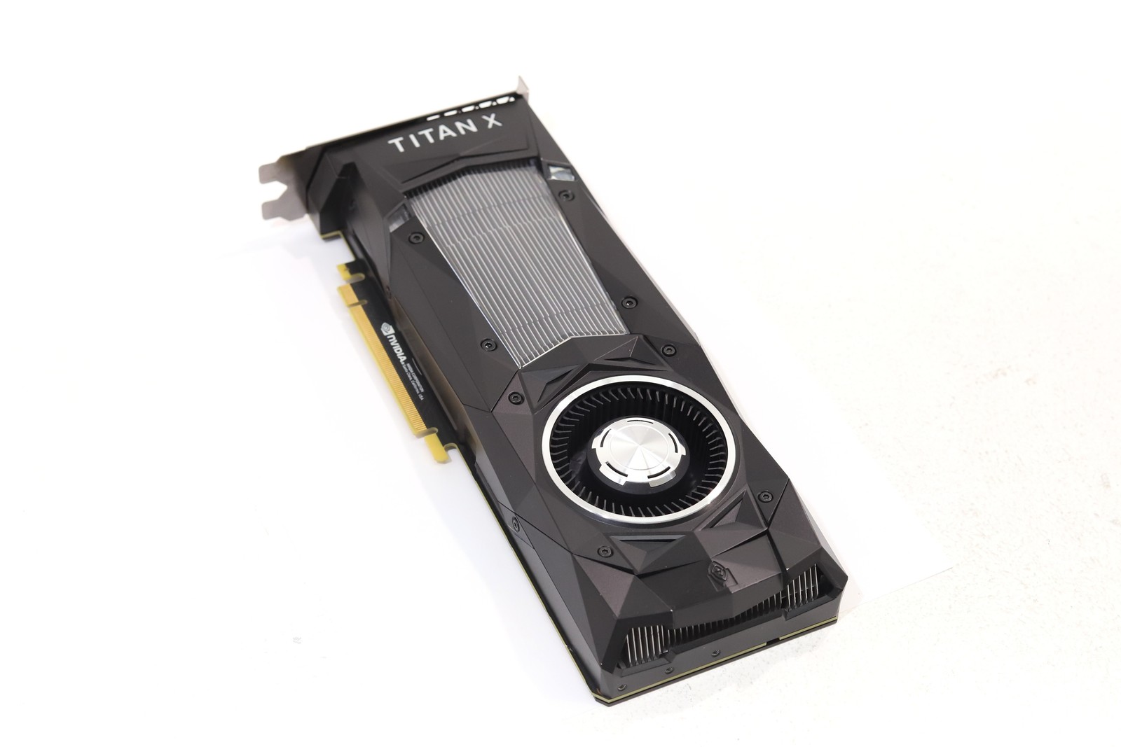 NVIDIA TITAN X (Pascal) 12GB GDDR5X PCIe Graphics Card P/N: 900-1G611-2500-000
