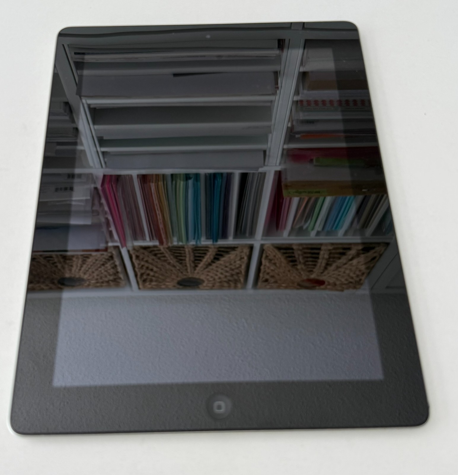 Apple iPad 4th Gen Cellular WiFi 16GB Excellent Mint Condition Model A1459
