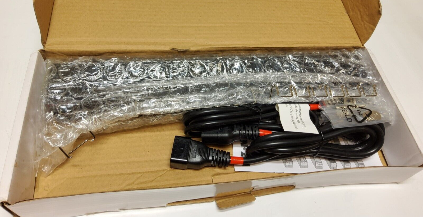New Eaton EFLXI3000R-PDU1UIEC ePDU 13-Outlets 3.33kW PDU