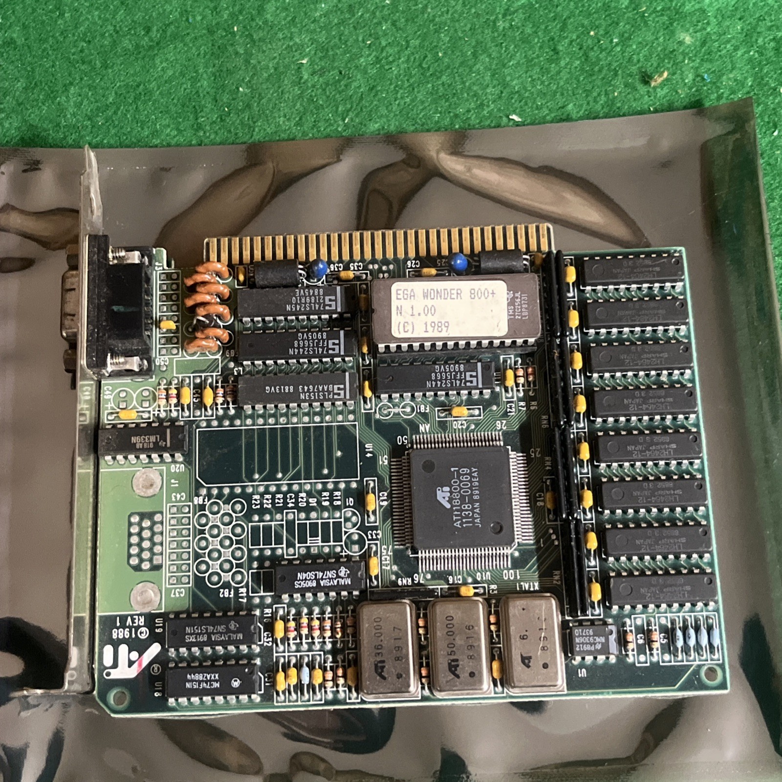 ATI EGA WONDER 800+  32BIT 256kb OF DRAM ISA RETRO @2M