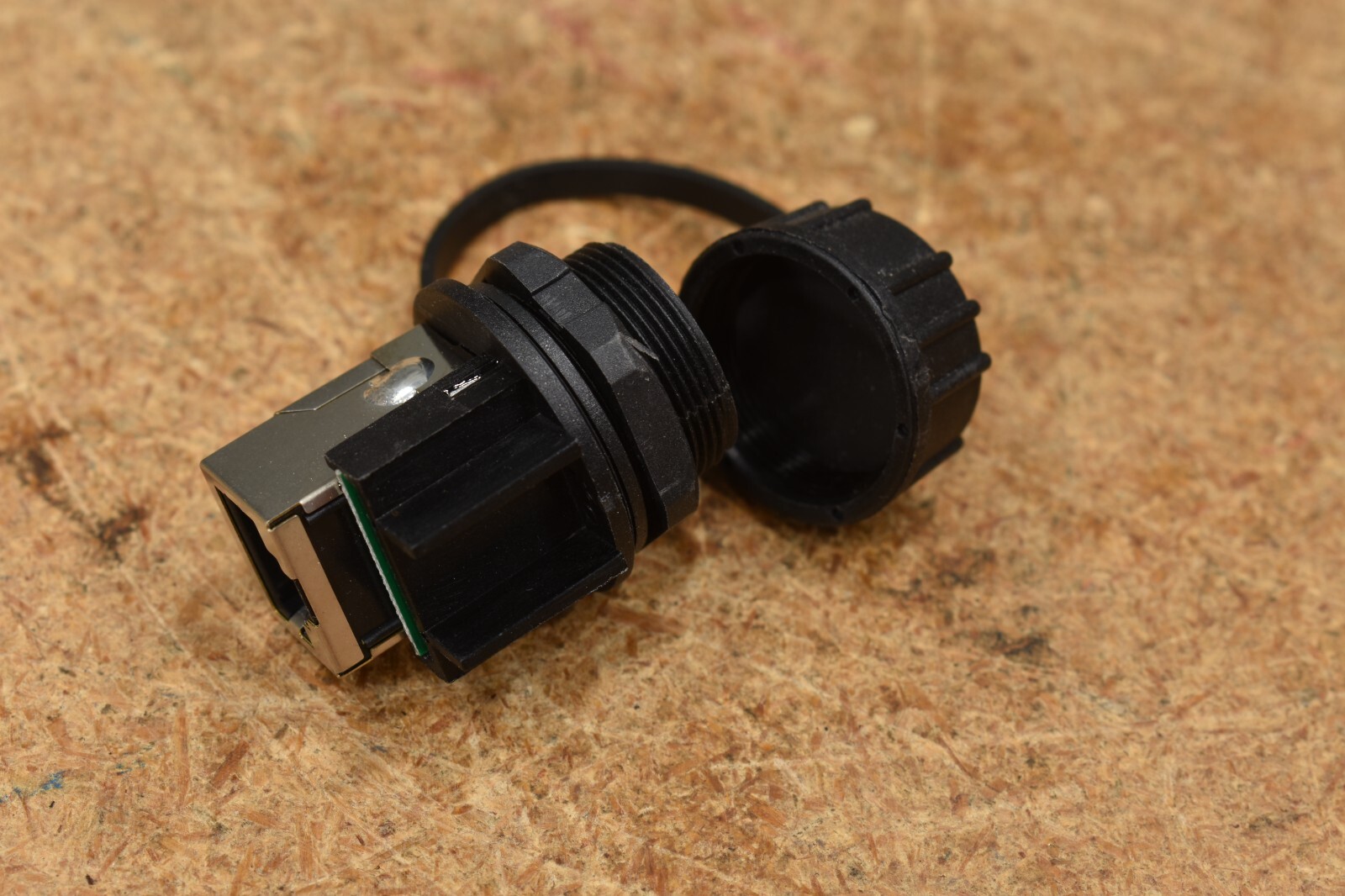 L-COM IP67 Industrial Shielded Category 5E Feed-Thru Coupler