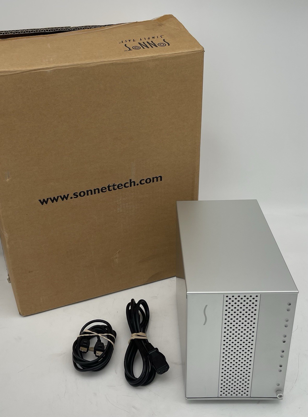 Sonnet Tech FUSION D500P 5-Drive SATA Storage System with Port Multiplier