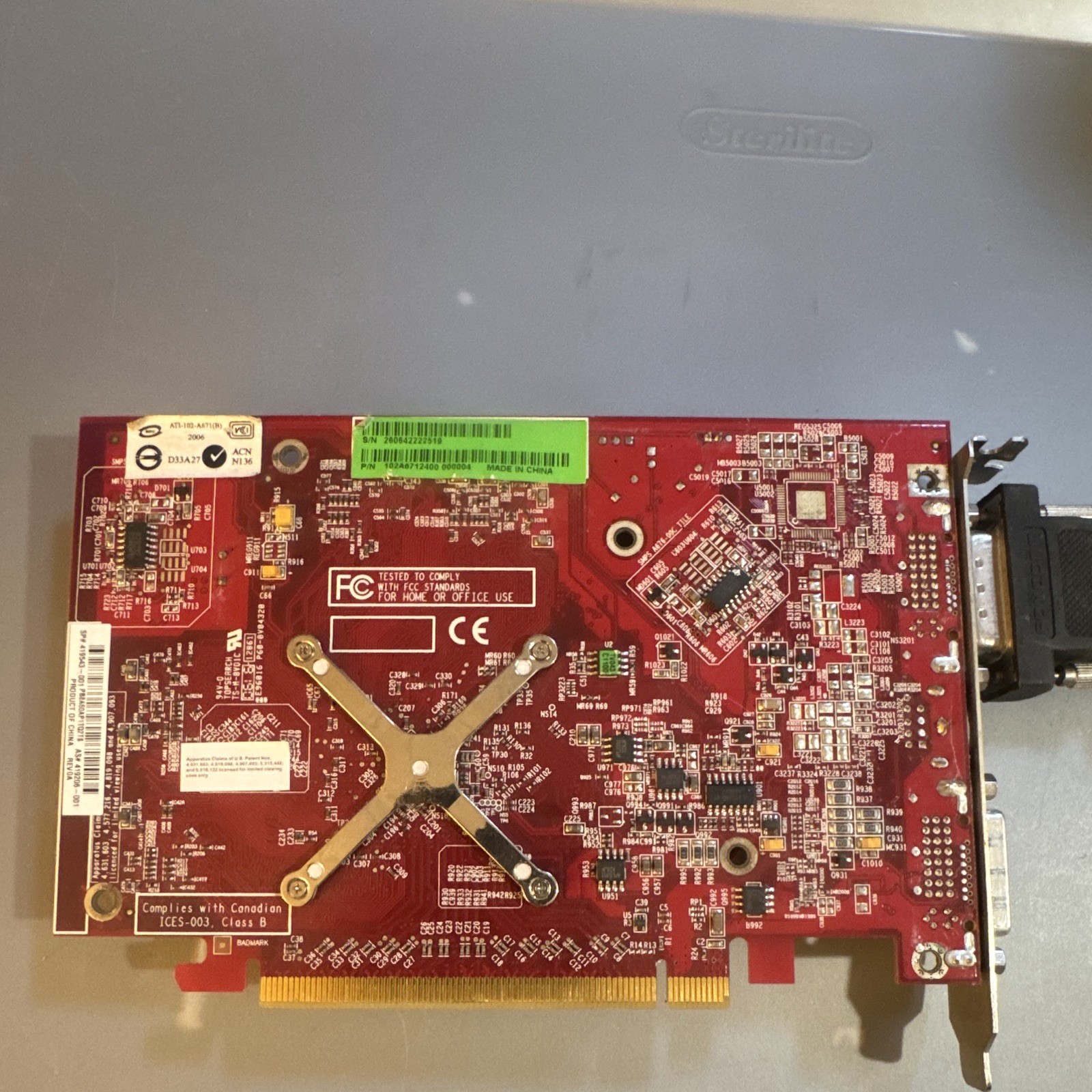ATI Radeon 512MB GDDR3 PCIe x16 DirectX 10 Multi-Monitor DVI VGA S-Video