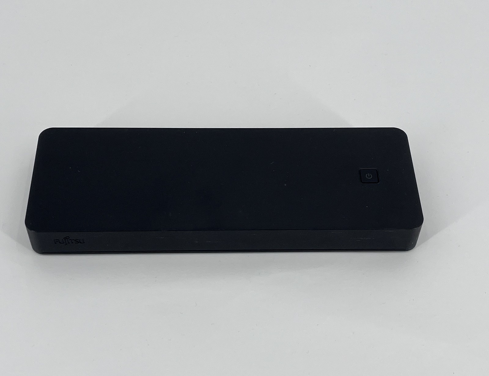 Fujitsu USB Type-C Port Replicator CP789775-01 inc 90W NT No USB-C Cable