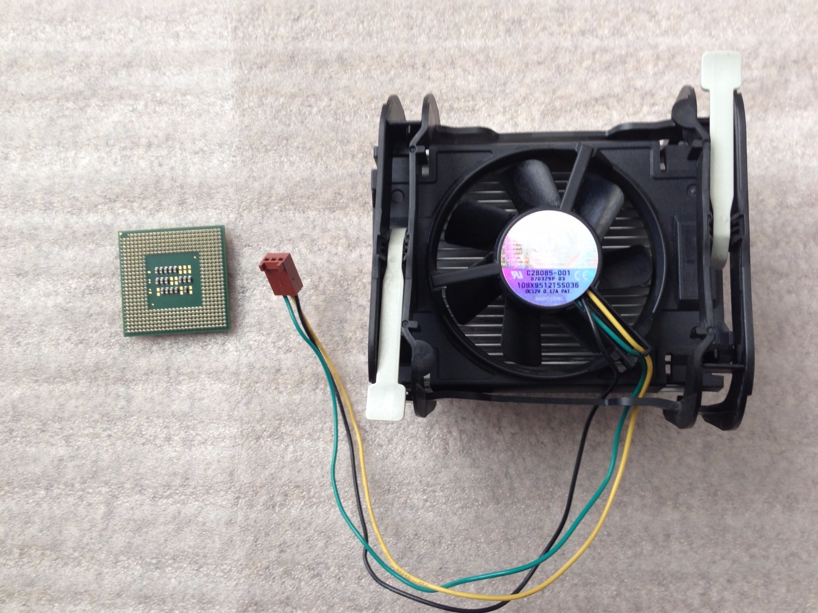 Intel Celeron 2.4 GHz (BX80532RC2400B) Processor